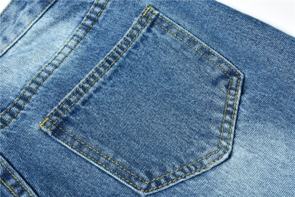 Ripped Jeans - Image 3